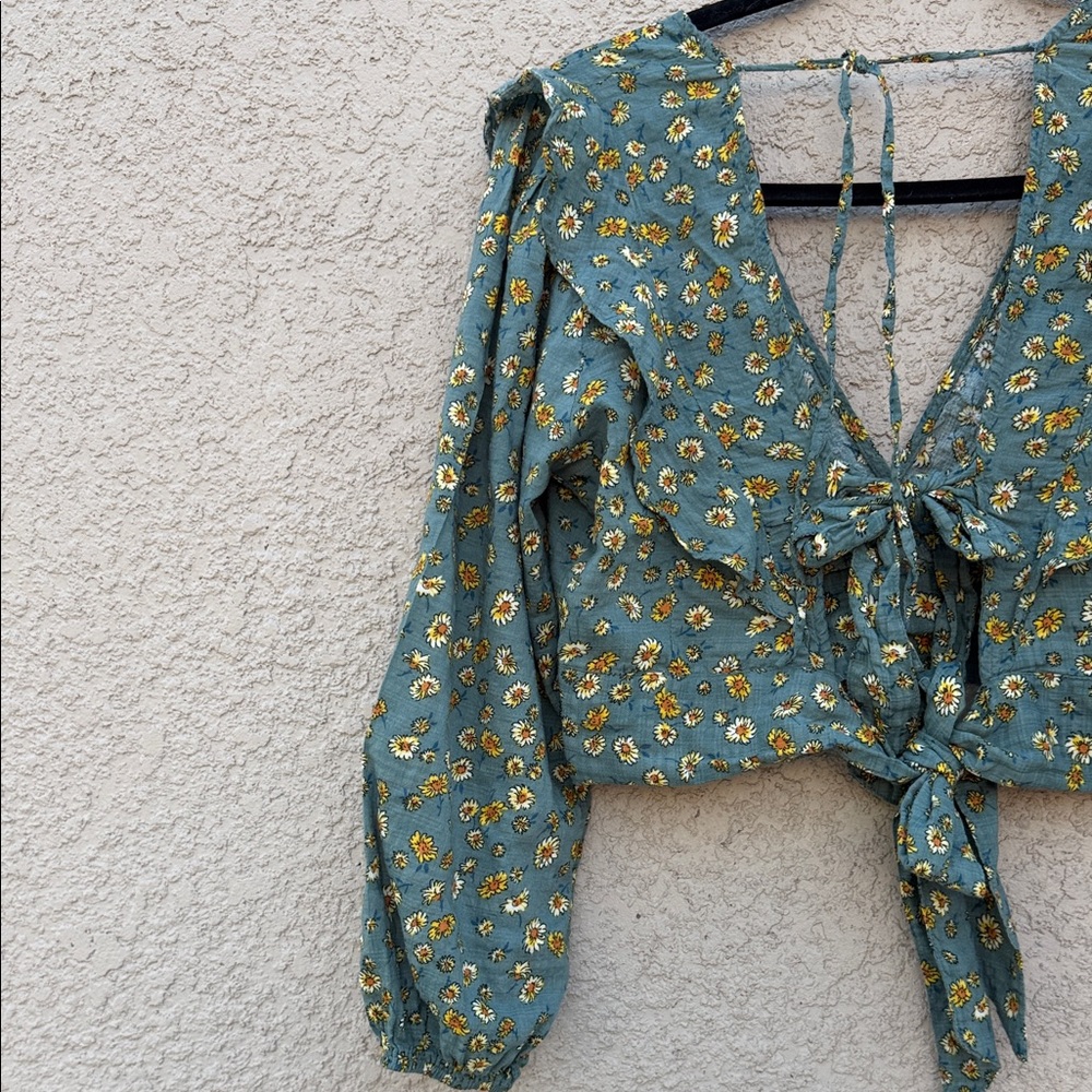 FAVLUX Green Floral Wrap Blouse - Picture 4 of 8